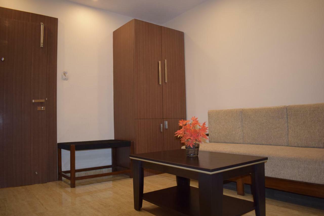 Hotel Hari Vilaas Варанаси Екстериор снимка